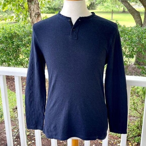 John Varvatos Navy Blue 3 Star Long Sleeve Henley Shirt. Size Medium. - Picture 1 of 6
